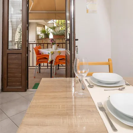 Damjanic Jerko Appartement Vrboska