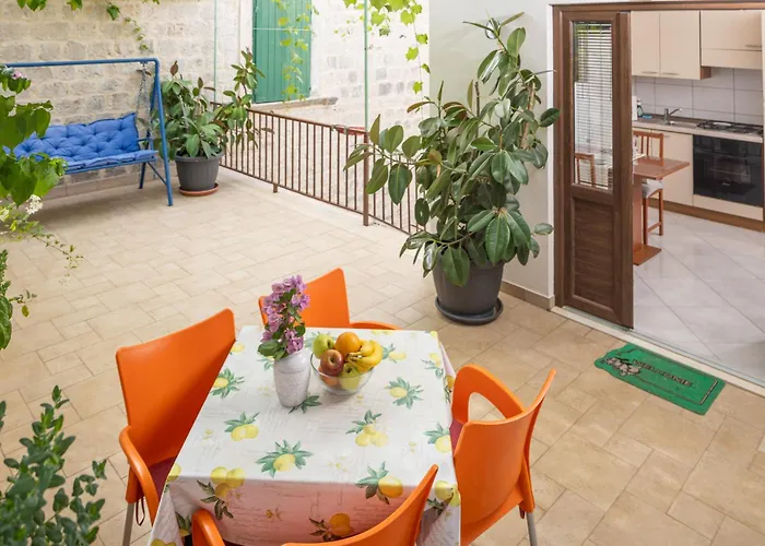 Damjanic Jerko 公寓 *